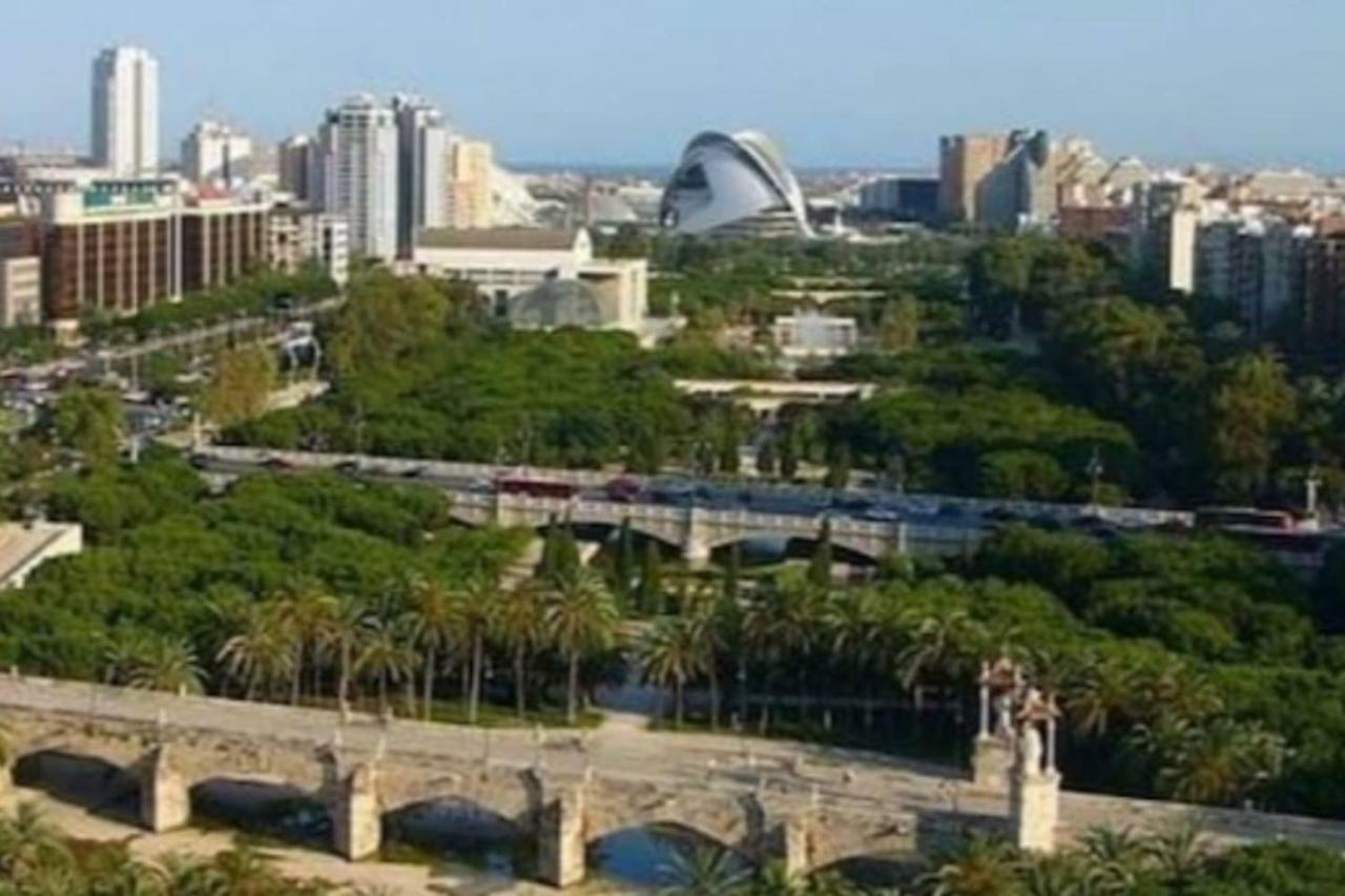Loft En La Ciudad De Las Ciencias Y Cerca De La Playa Valenza Esterno foto